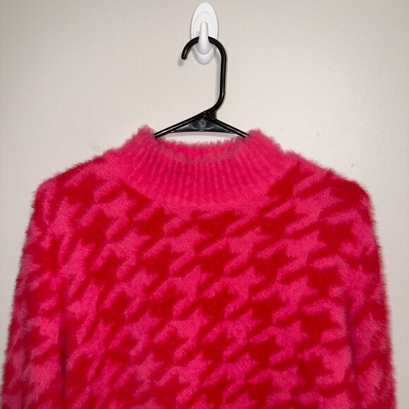 Strut & Bolt Pink Houndstooth Fuzzy Sweater Size L Mock Neck Cozy Knit - Picture 3 of 7